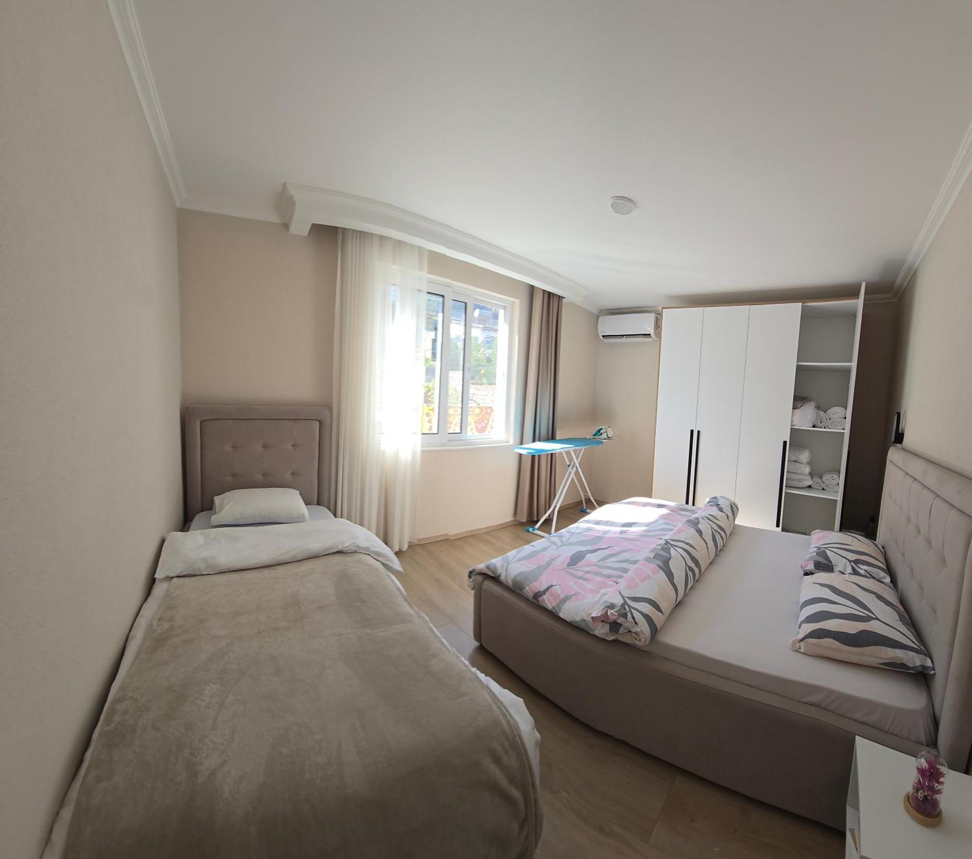 Shiroka's Special Guest 1 Apartment *
